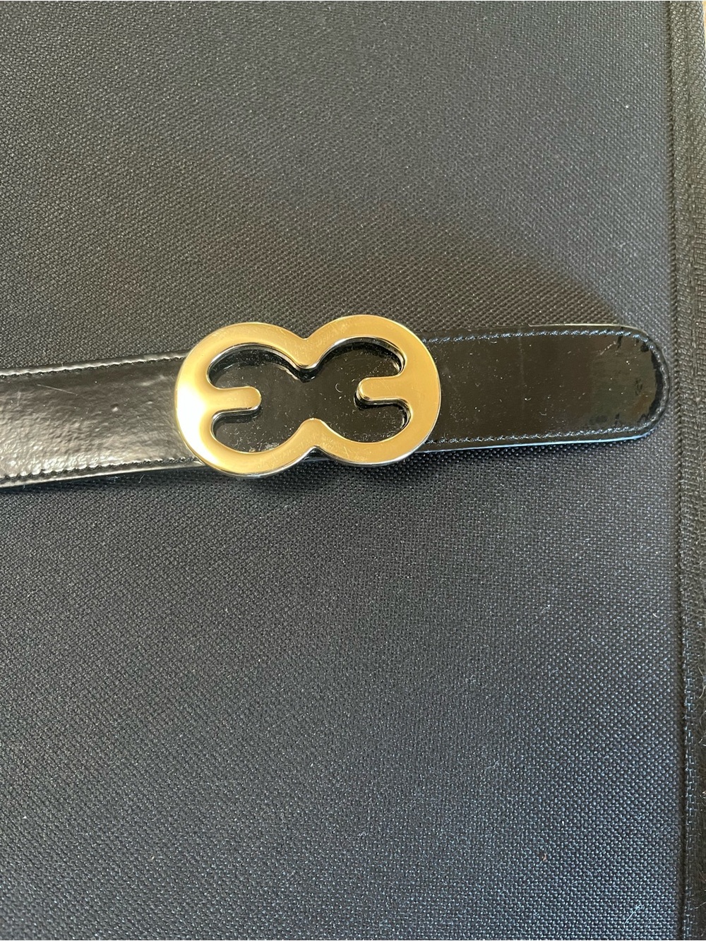 Vintage Escada Black Patent Leather Belt & Gold Infinity Logo Buckle size EU34 - Picture 5 of 6